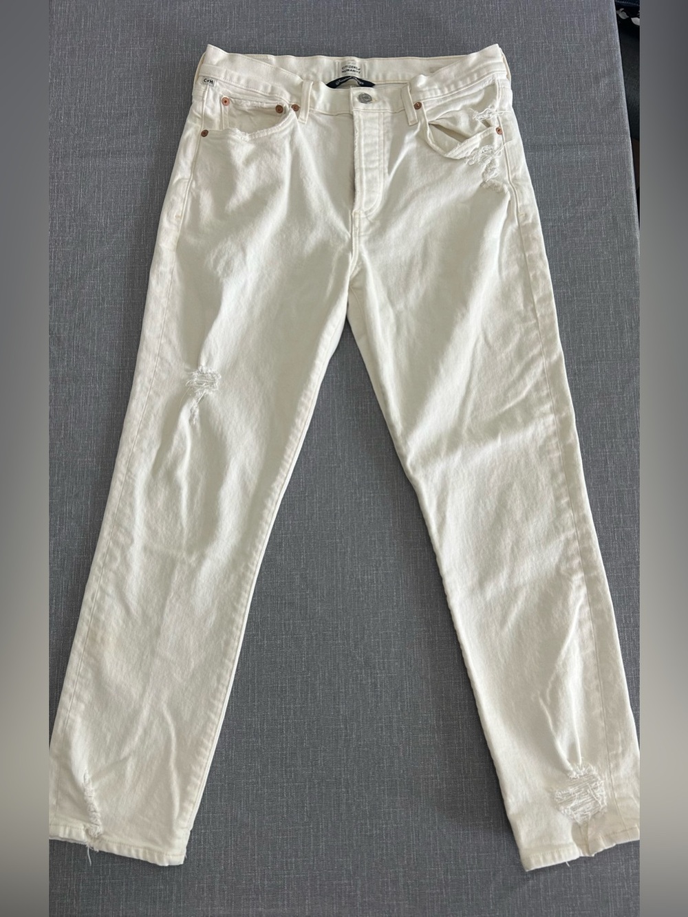 Citizens Of Humanity Ivory Straight-Leg Jeans Emerson Distressed Slim Boyfriend